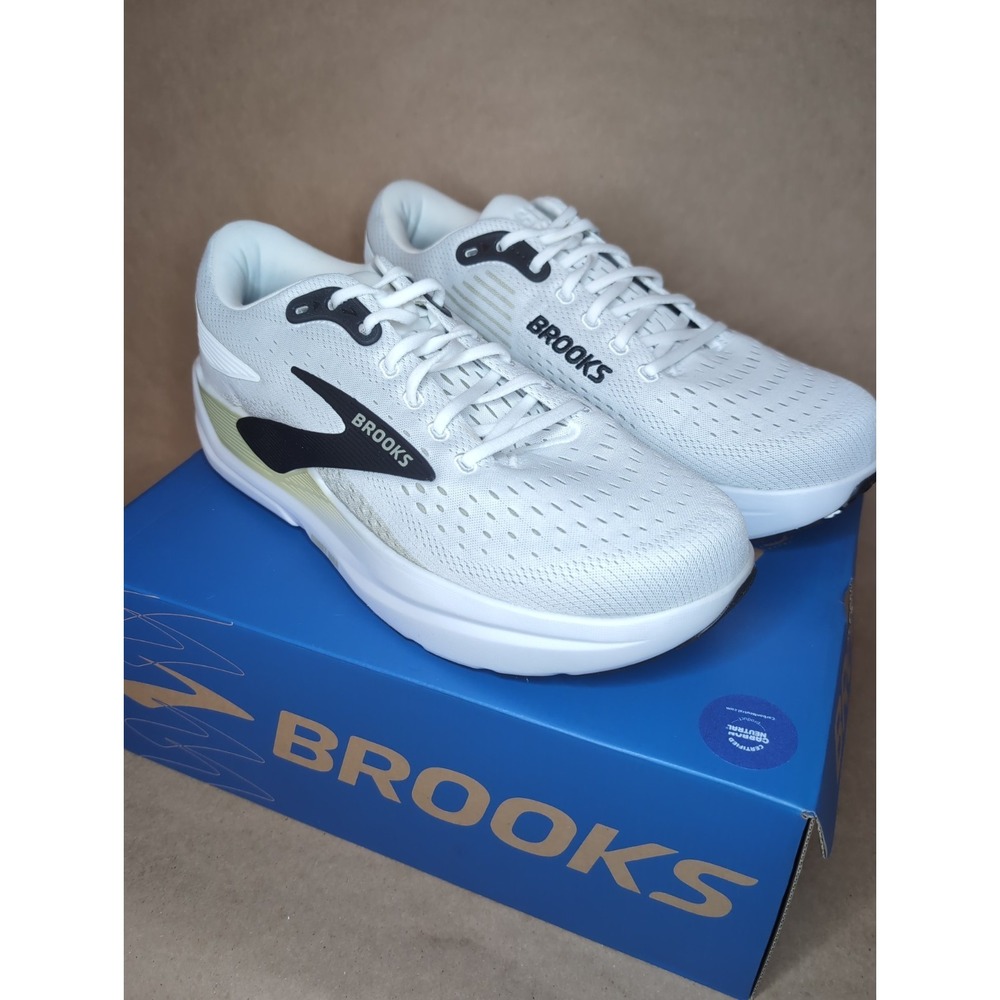 New Brooks Ghost Max 3 Mens 12.5 WIDE Bright White Black Tea Run Walk Neutral